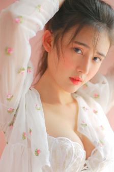 亚当斯电影